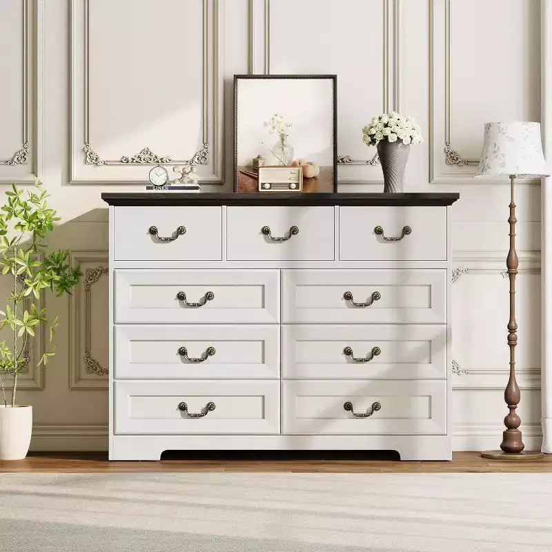 Farmhouse 9-Drawer Dresser for Bedroom, Vintage Rustic Wood Chest with Natural Texture, Versatile Organizer for Bedroom, Living Room Office